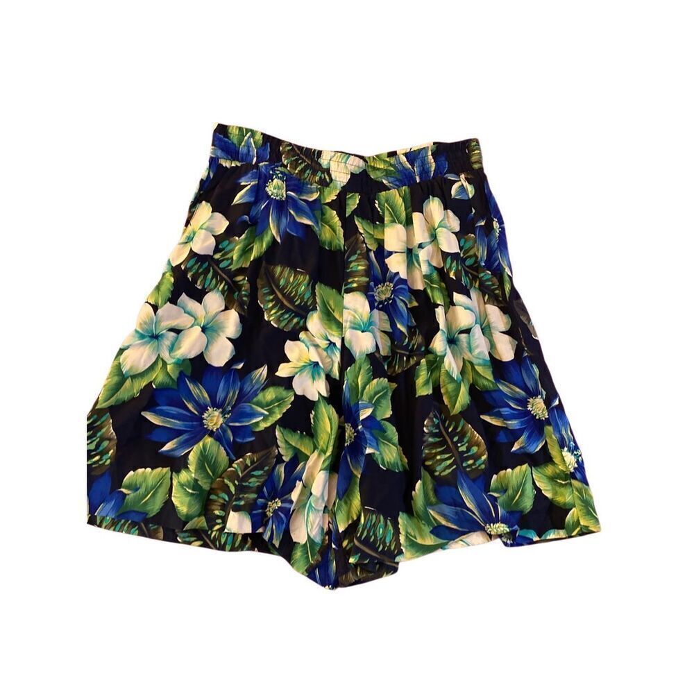 Marissa, Christina, vintage floral, pleated shorts with pockets size small